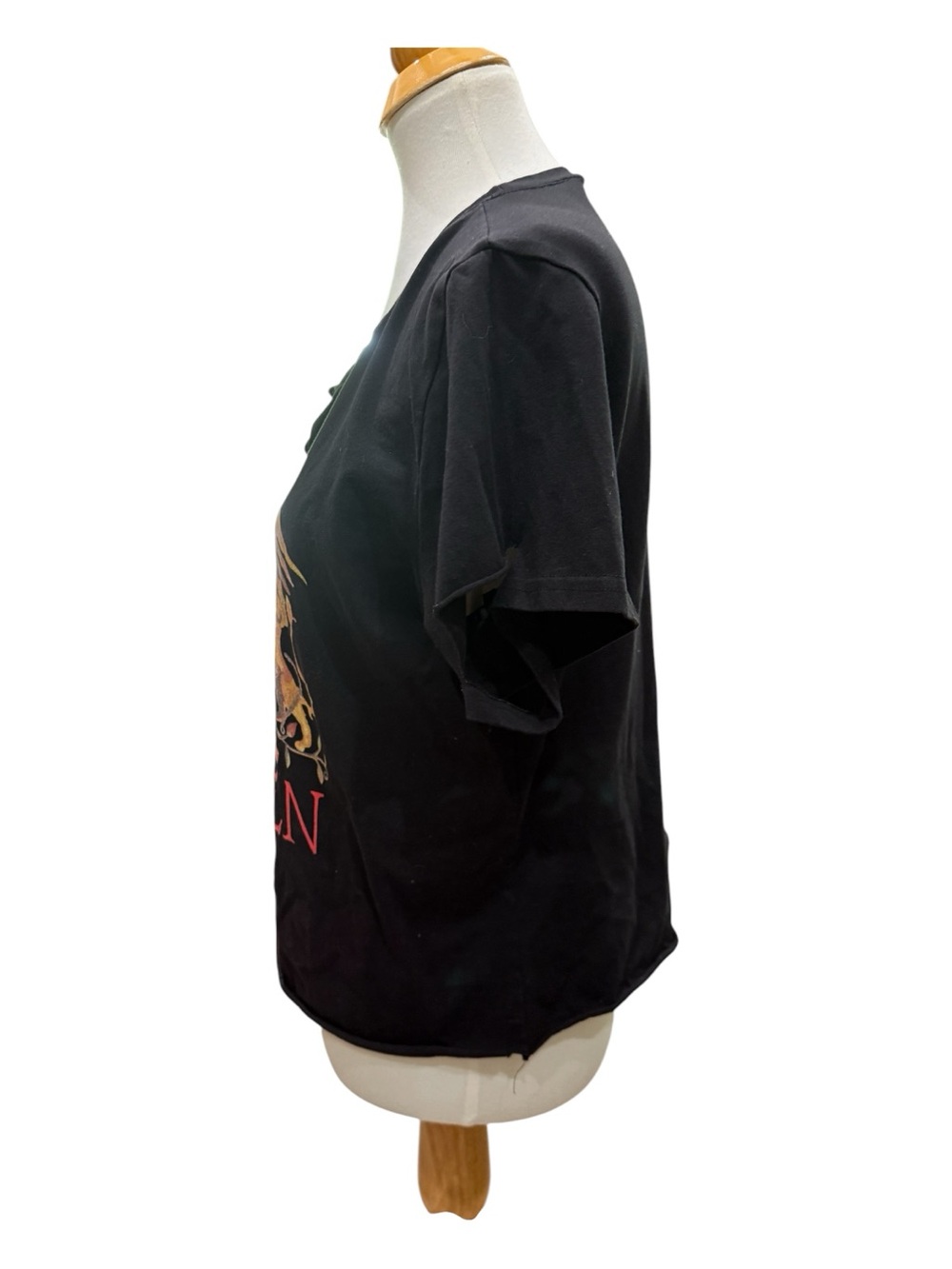 Queen Royal Crest Logo Women’s Black Ripped Grunge Band Tee Large - Picture 7 of 9
